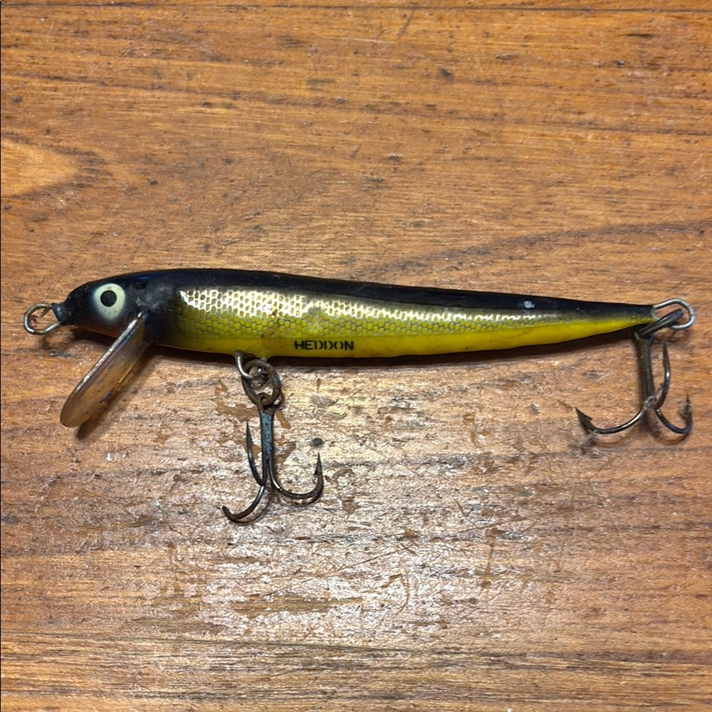 Vintage 1960’s HEDDON king cobra floating minnow double hook fishing lure